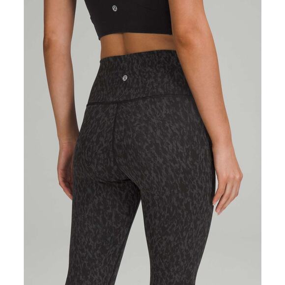 LULULEMON Wunder Under High-Rise Tight 25" Size 20 Leopard Camo Deep Coal Multi - Picture 2 of 8